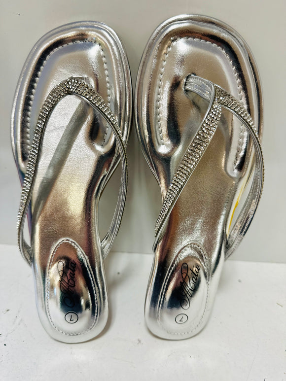 Rhinestone Strap Flip Flops