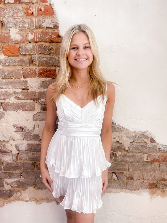 DO BE white ruffle romper