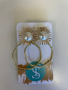 Pearl Sunburst Hoops